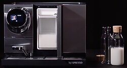 Momento with Milk Espresso Machine